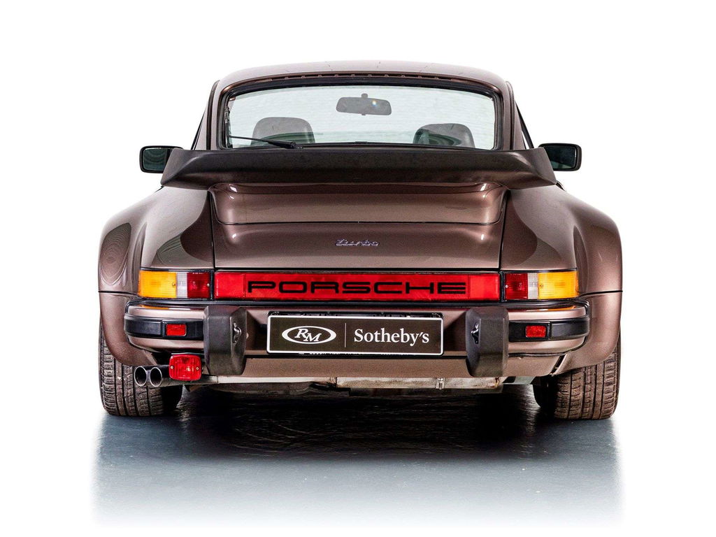 Porsche 911 Turbo 3.3