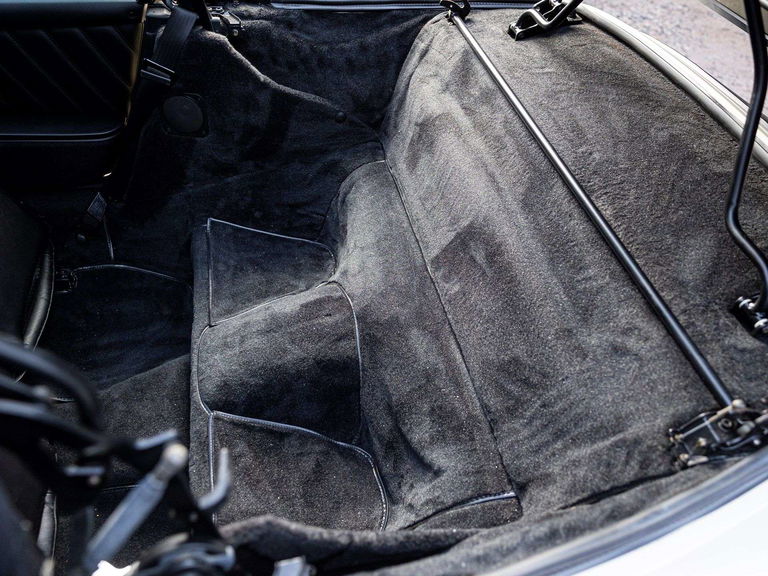 Porsche 911 Carrera 3.2 Speedster