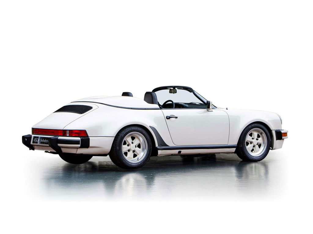 Porsche 911 Carrera 3.2 Speedster