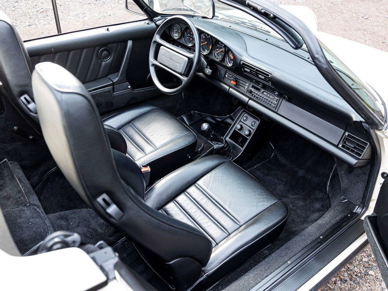 Porsche 911 Carrera 3.2 Speedster