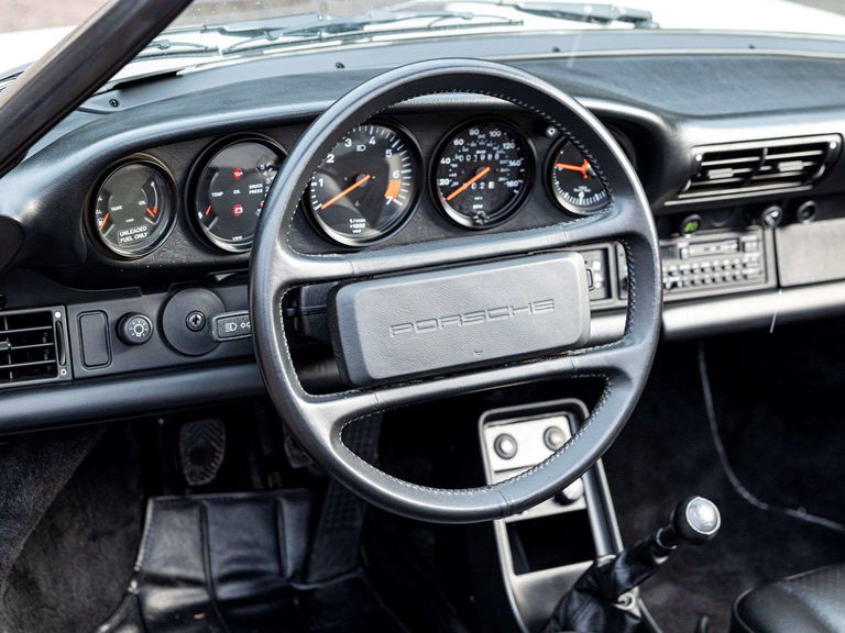 Porsche 911 Carrera 3.2 Speedster