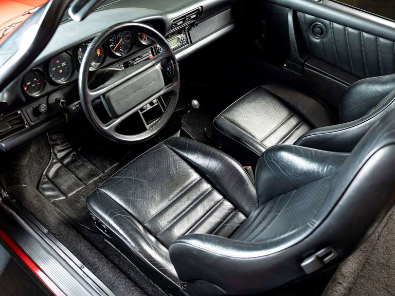 Porsche 911 Carrera 3.2 Speedster (US)