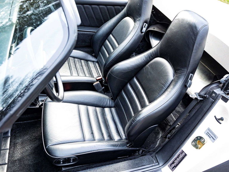 Porsche 911 Carrera 3.2 Speedster