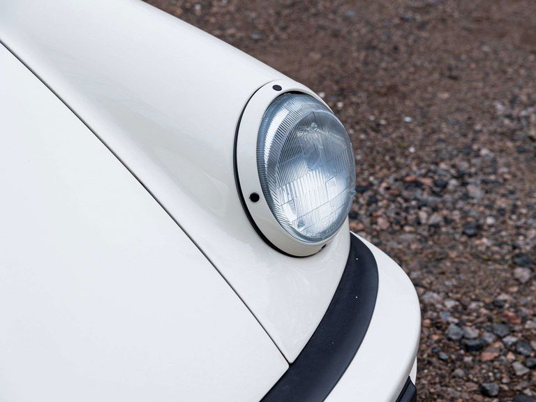 Porsche 911 Carrera 3.2 Speedster