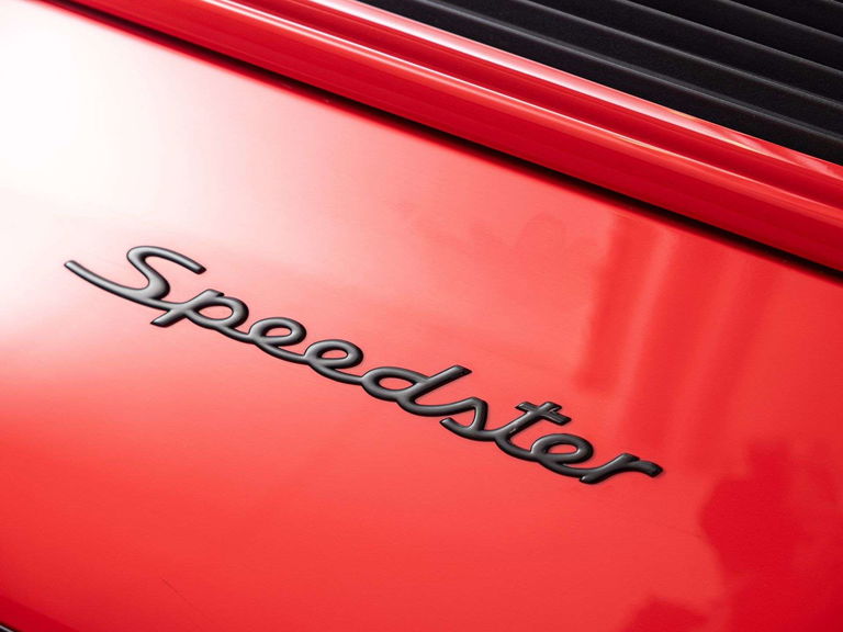 Porsche 964 Carrera 2 Speedster