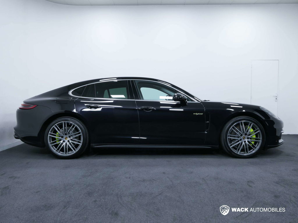 Porsche Panamera 4 E-Hybrid