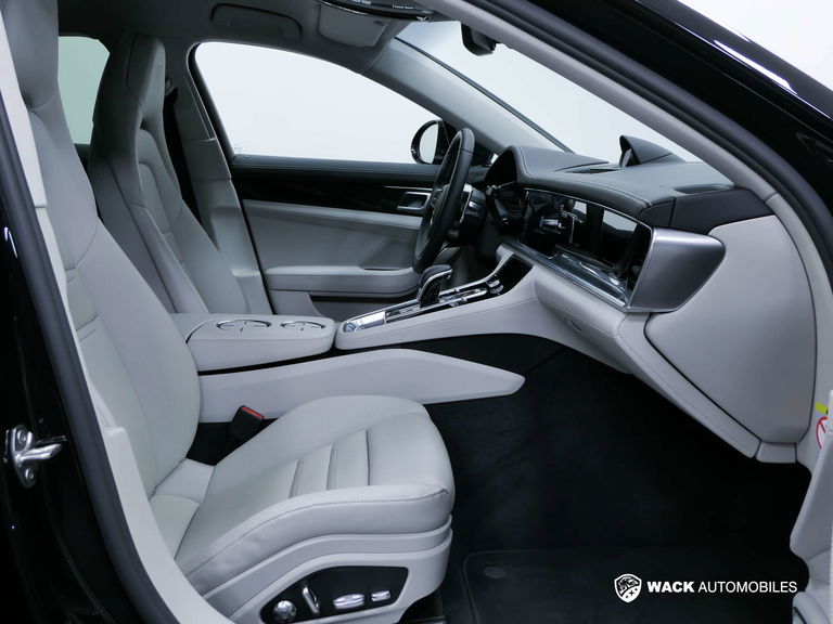 Porsche Panamera 4 E-Hybrid