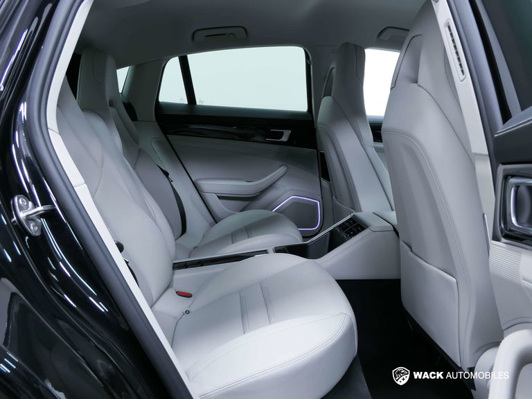 Porsche Panamera 4 E-Hybrid