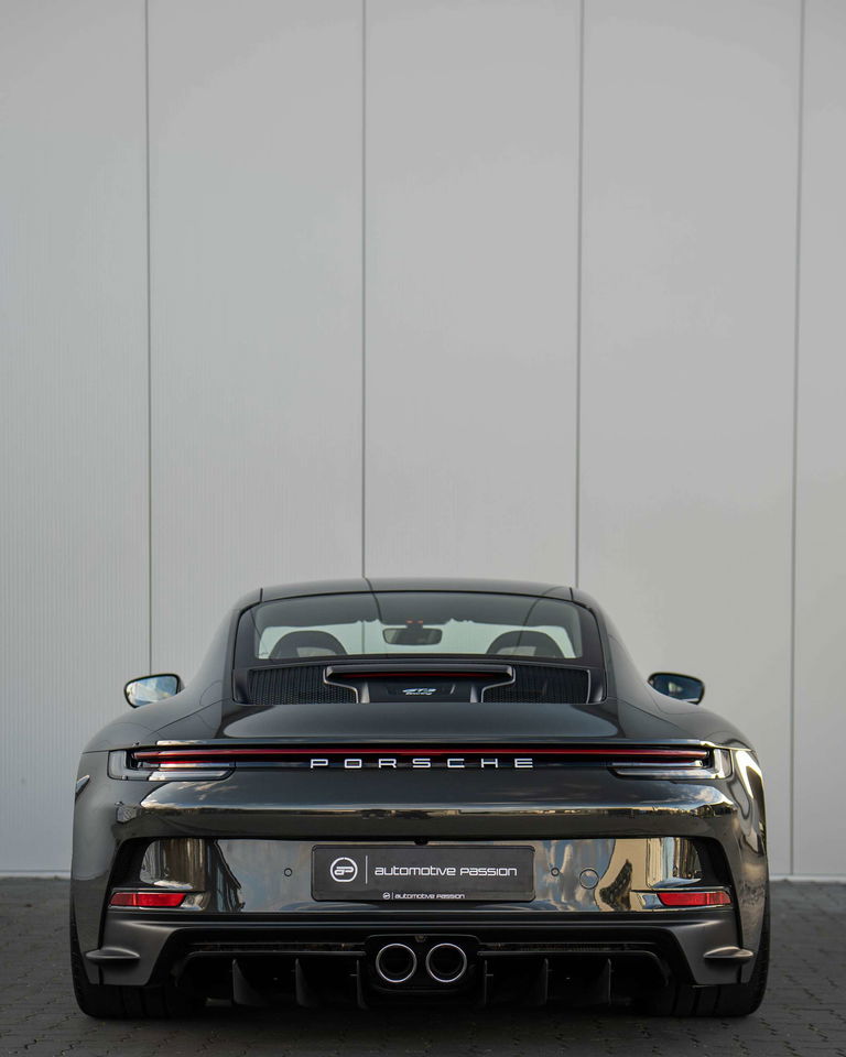 Porsche 992 GT3 Touring