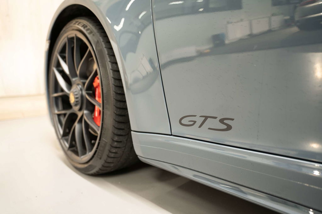 Porsche 991.2 Carrera GTS