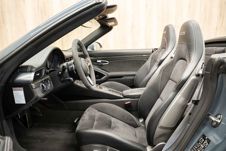 Porsche 991.2 Carrera GTS