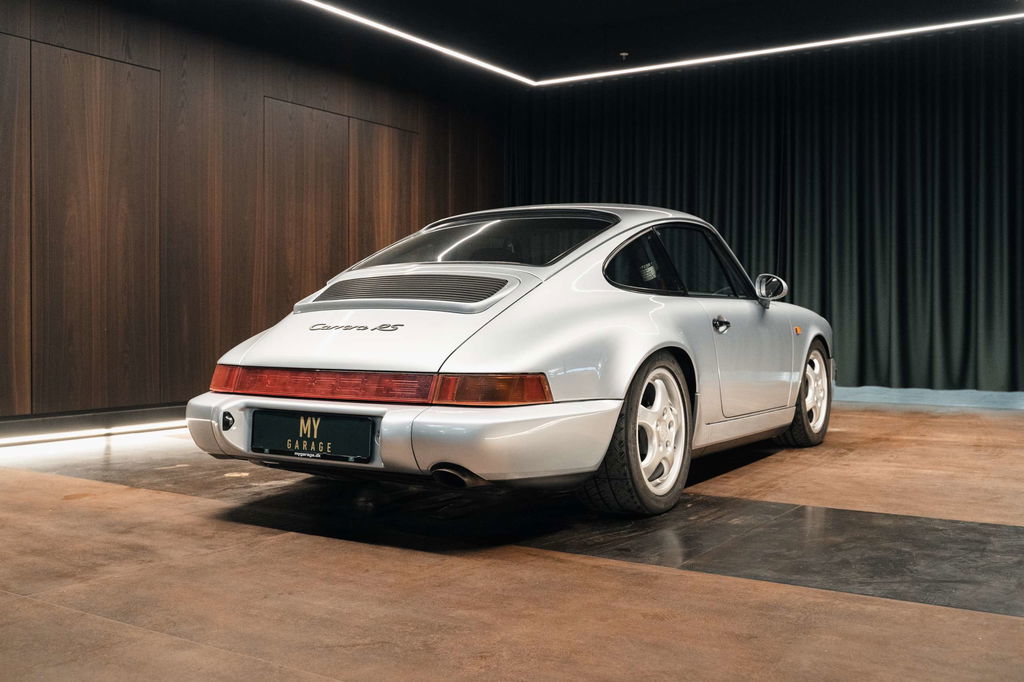 Porsche 964 Carrera RS