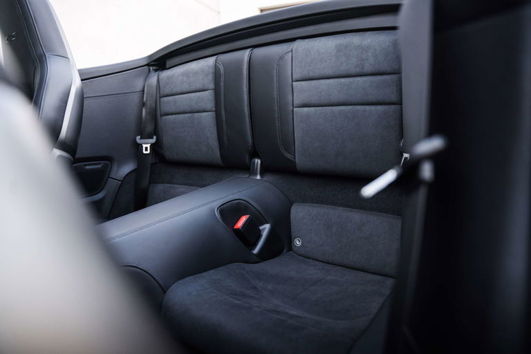 Porsche 992 Carrera 4 GTS