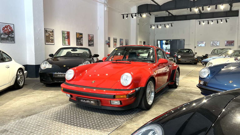 Porsche 911 Carrera 3.2