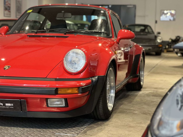 Porsche 911 Carrera 3.2