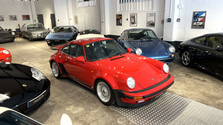 Porsche 911 Carrera 3.2