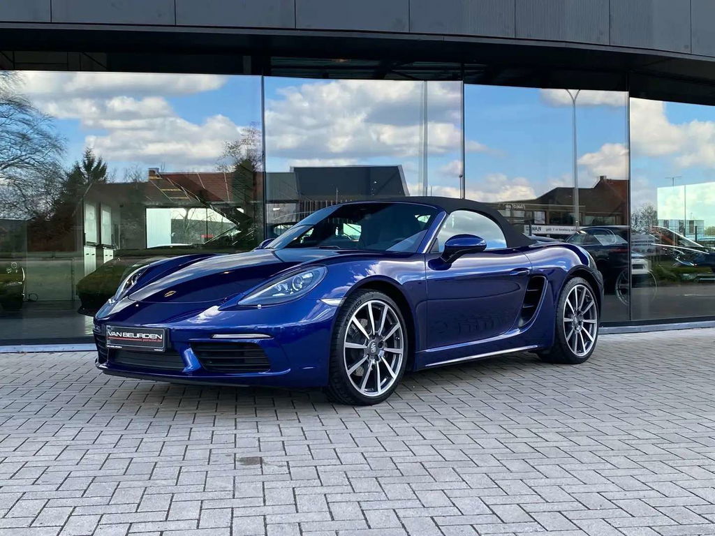 Porsche 718 Boxster