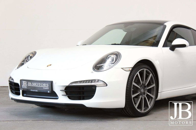 Porsche 991 Carrera
