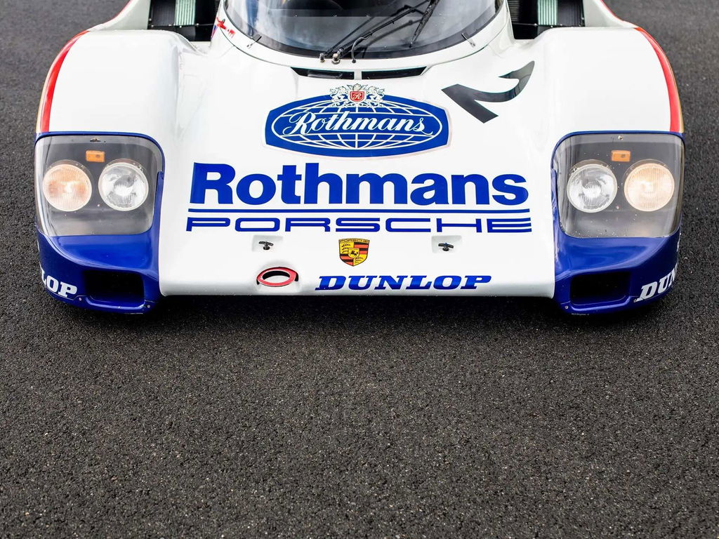 Porsche 962
