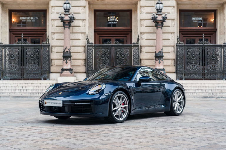 Porsche 992 Carrera 4S