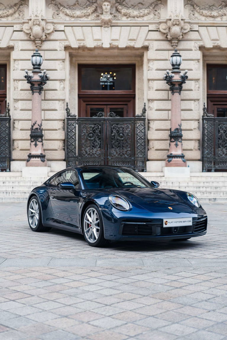 Porsche 992 Carrera 4S