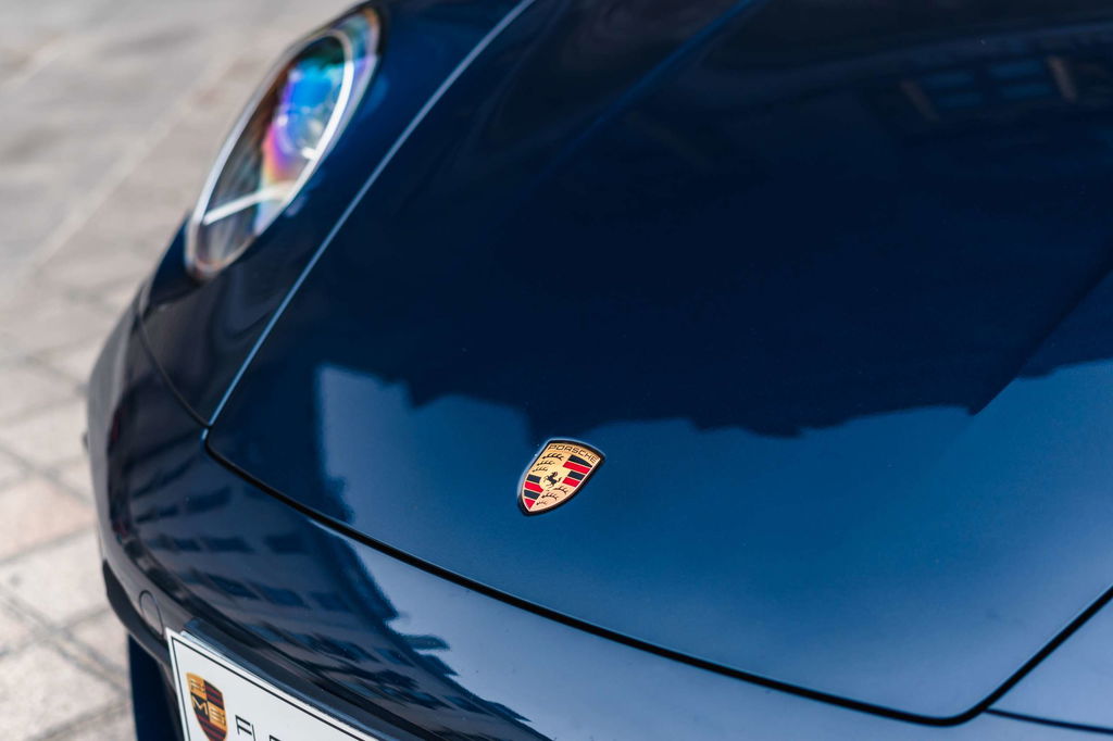 Porsche 992 Carrera 4S