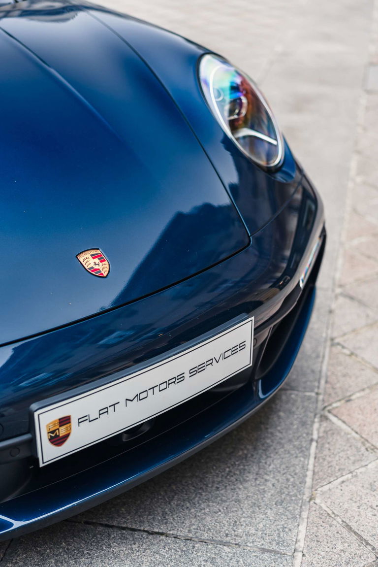 Porsche 992 Carrera 4S