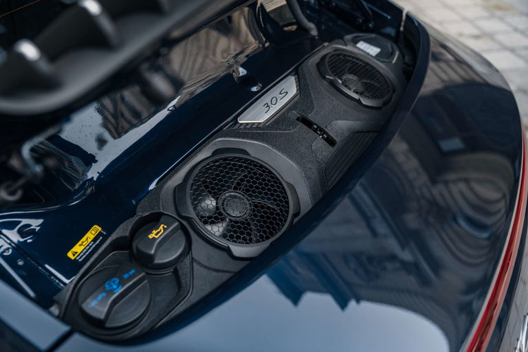 Porsche 992 Carrera 4S