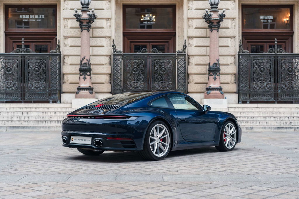 Porsche 992 Carrera 4S