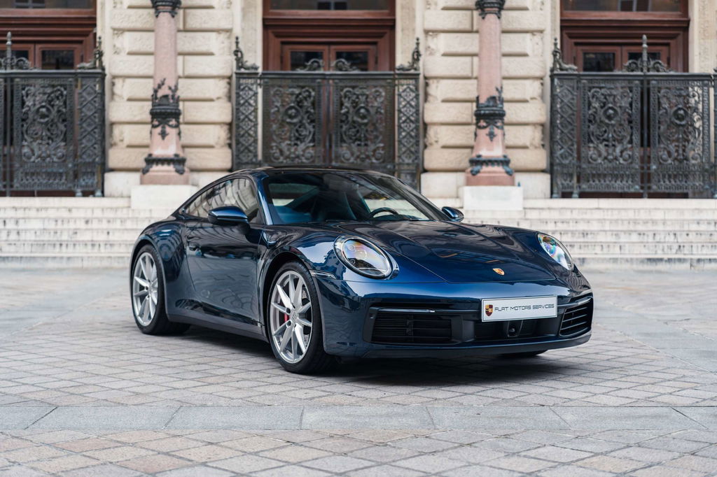 Porsche 992 Carrera 4S