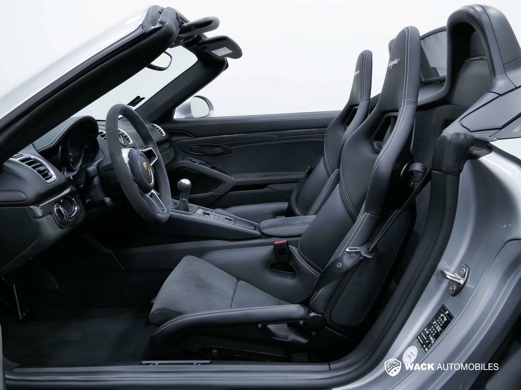 Porsche 981 Boxster Spyder