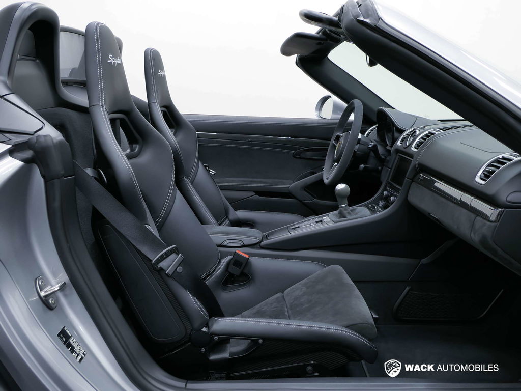 Porsche 981 Boxster Spyder