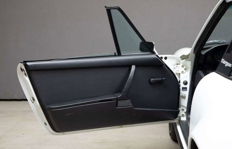 Porsche 911 Carrera 2.7