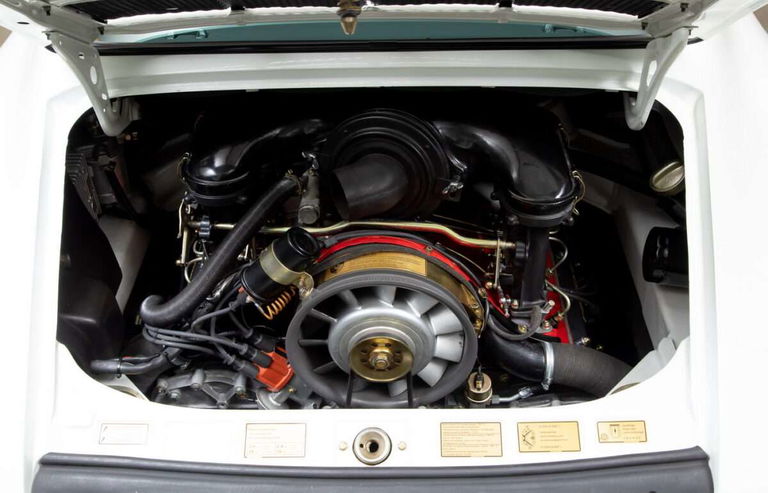 Porsche 911 Carrera 2.7