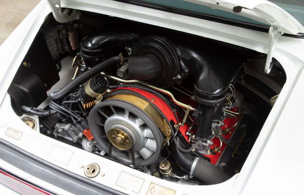 Porsche 911 Carrera 2.7