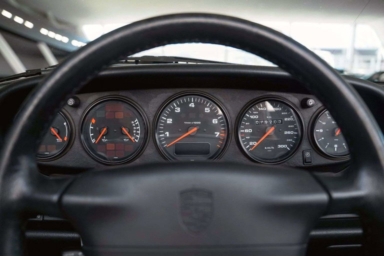 Porsche 993 Carrera 4