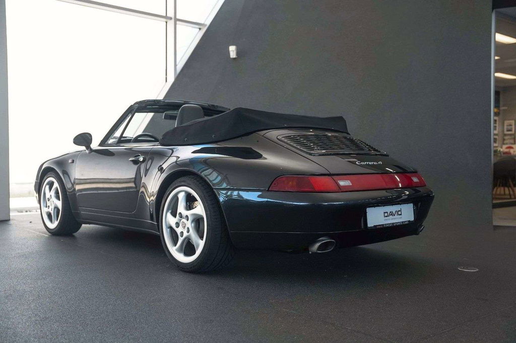 Porsche 993 Carrera 4