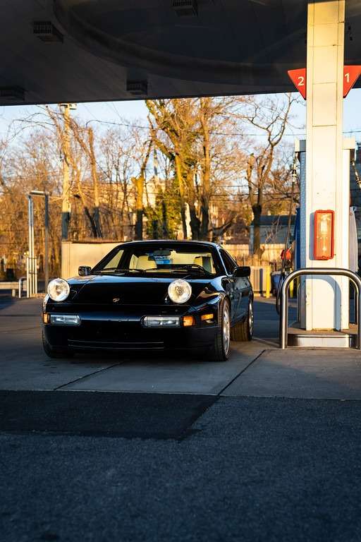 Porsche 928 S4