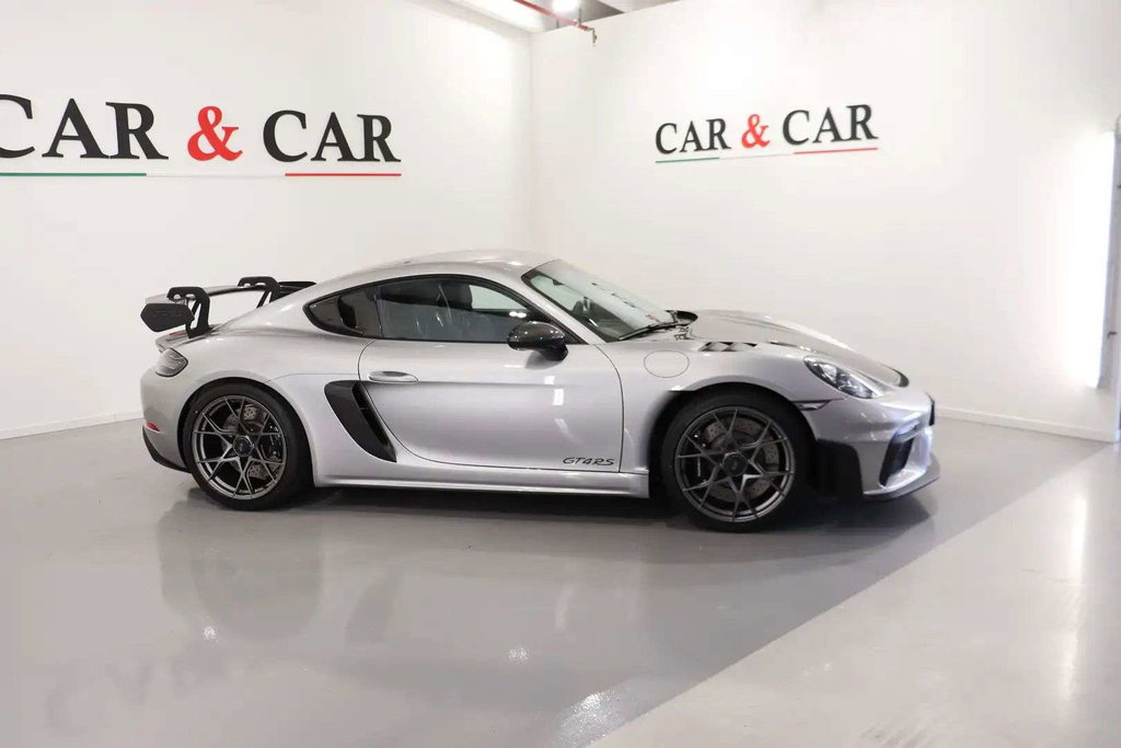 Porsche 718 Cayman GT4 RS