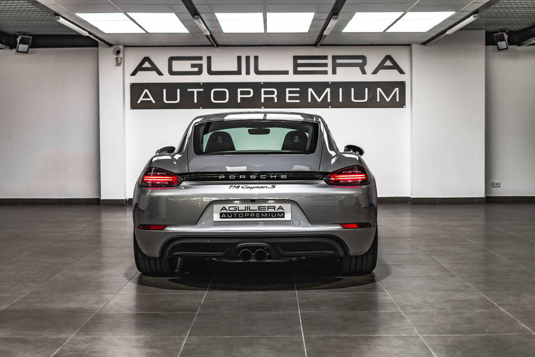 Porsche 718 Cayman S