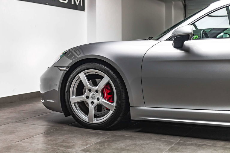 Porsche 718 Cayman S