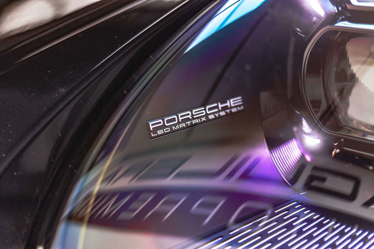 Porsche 992 GT3 Touring