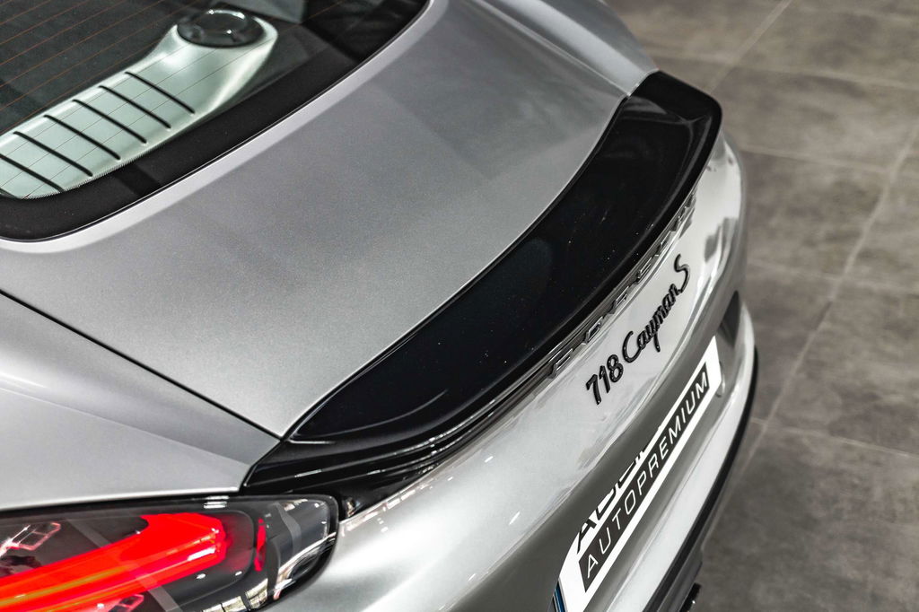 Porsche 718 Cayman S