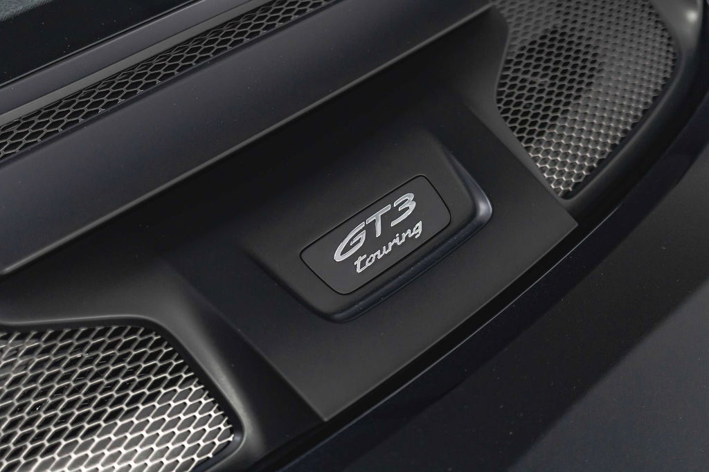 Porsche 992 GT3 Touring