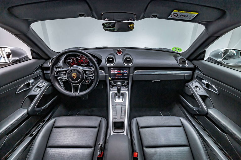 Porsche 718 Cayman S