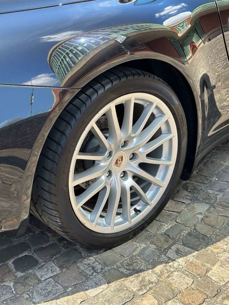 Porsche 997 Carrera 4