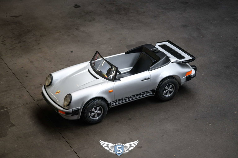 Porsche 911 Junior