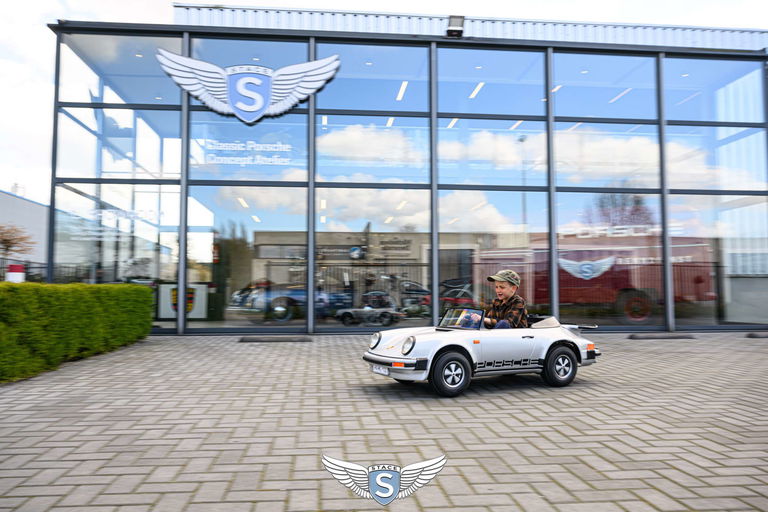 Porsche 911 Junior