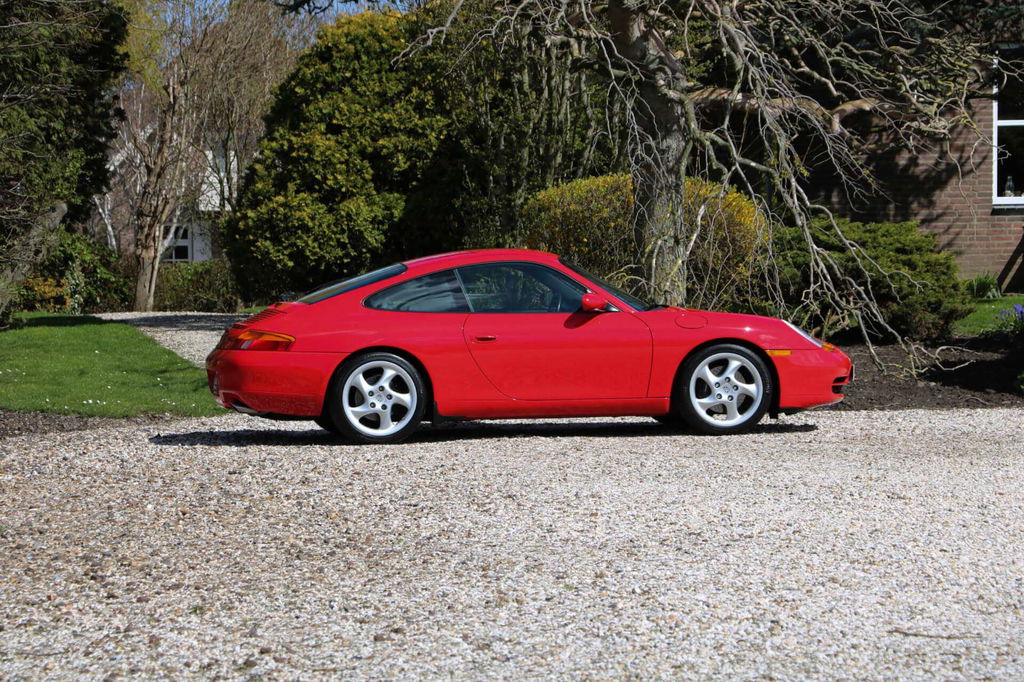 Porsche 996 Carrera