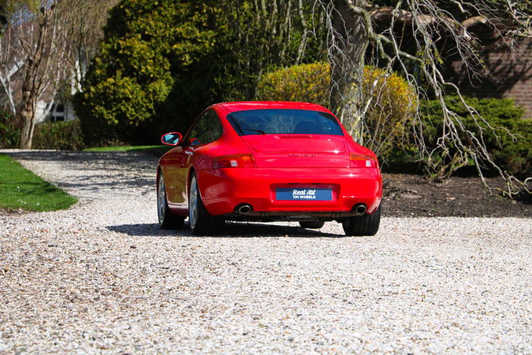 Porsche 996 Carrera